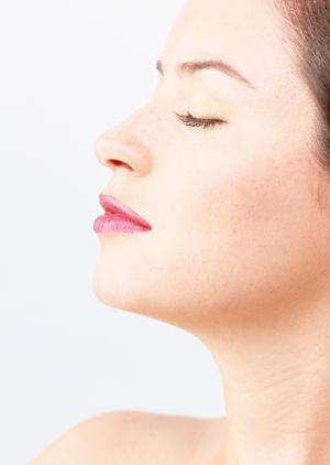 肌のハリと弾力が気になる人におすすめ